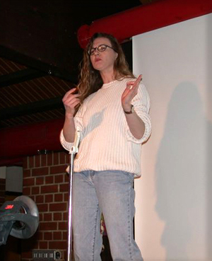 Moderatorin Winny Stenner
