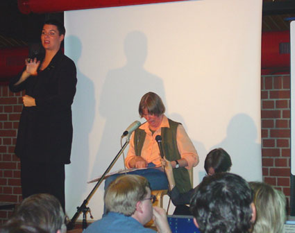 Beate Bnschen referiert